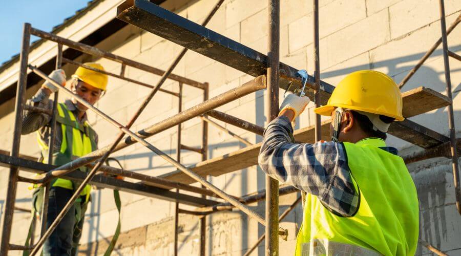 Professional fairlawn roofing services in La Fayette, KY